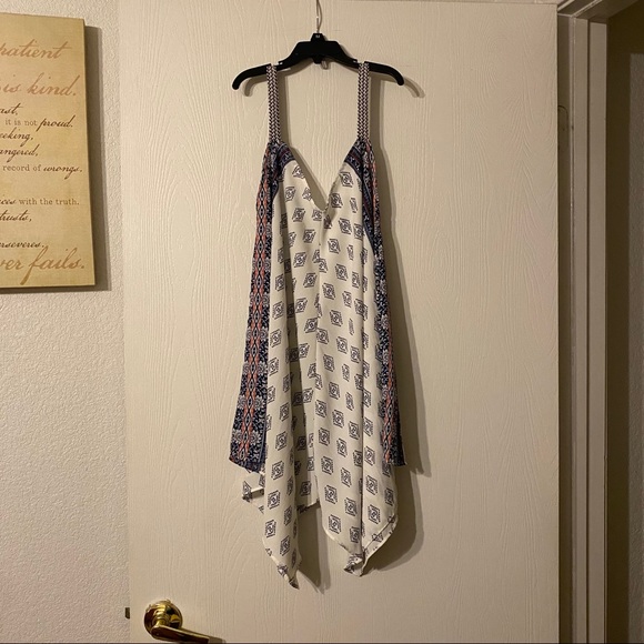 Maurices Flowy Womens Sleeveless Tunic - Picture 2 of 9